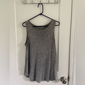 Women’s gray sleeveless top from Old Navy. Size medium.